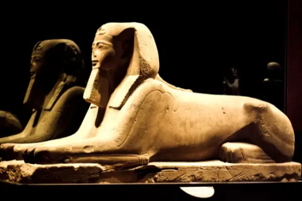 Giant Sphinxes Depicting King Tut’s Grandfather Unearthed! – Retro Timeline