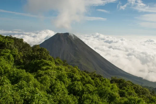 Discover El Salvador in July: Perfect Summer Adventure